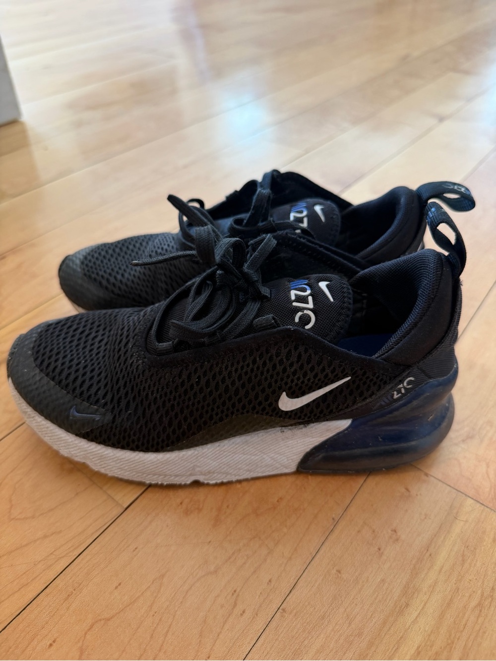 Nike Kids Air Max 270-Style Sneakers size 2
